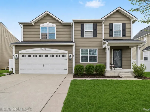 50419 Corey Ave, Chesterfield, MI 48051