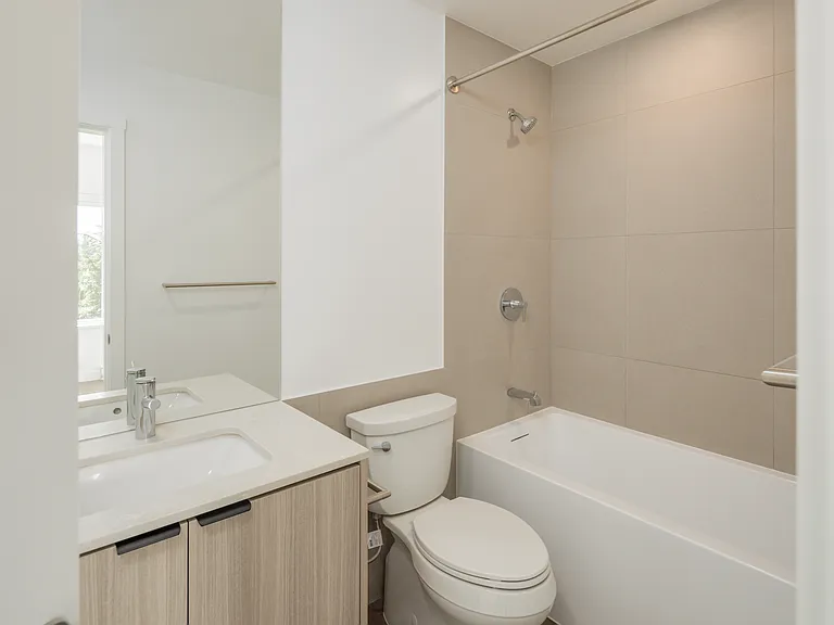 633 Gardena Dr — Photo 30