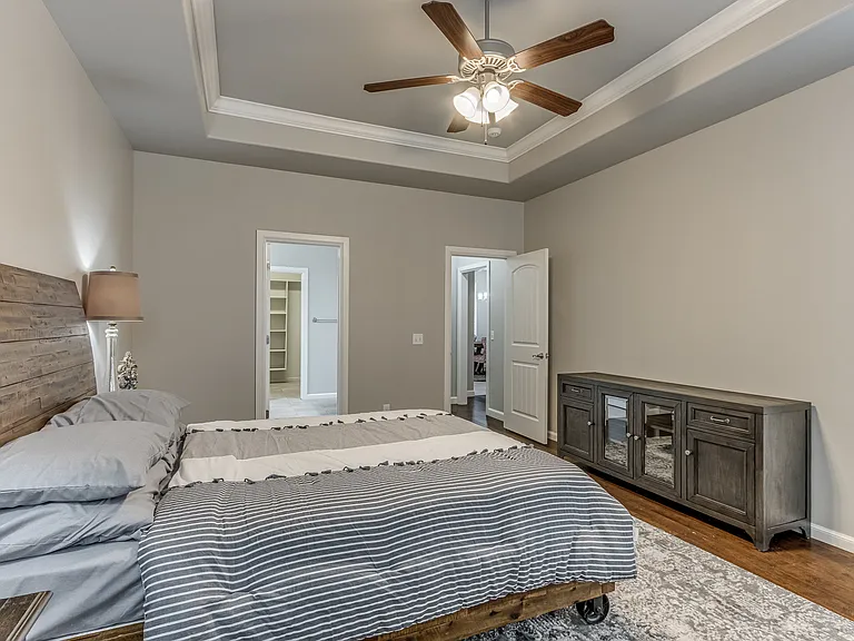 2700 Tranquilo Ln — Photo 7