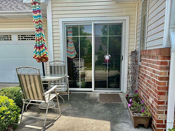 4th image of 800 Longleaf Ct
