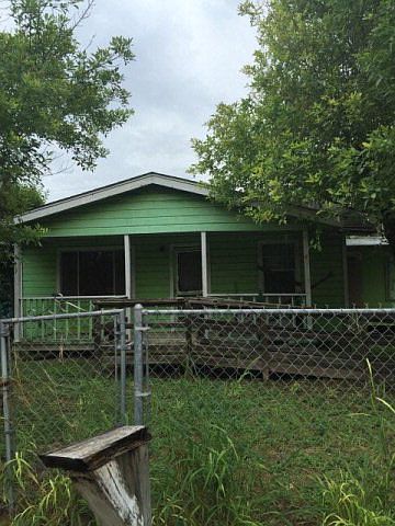 1st image of 2306 Moodie Ave