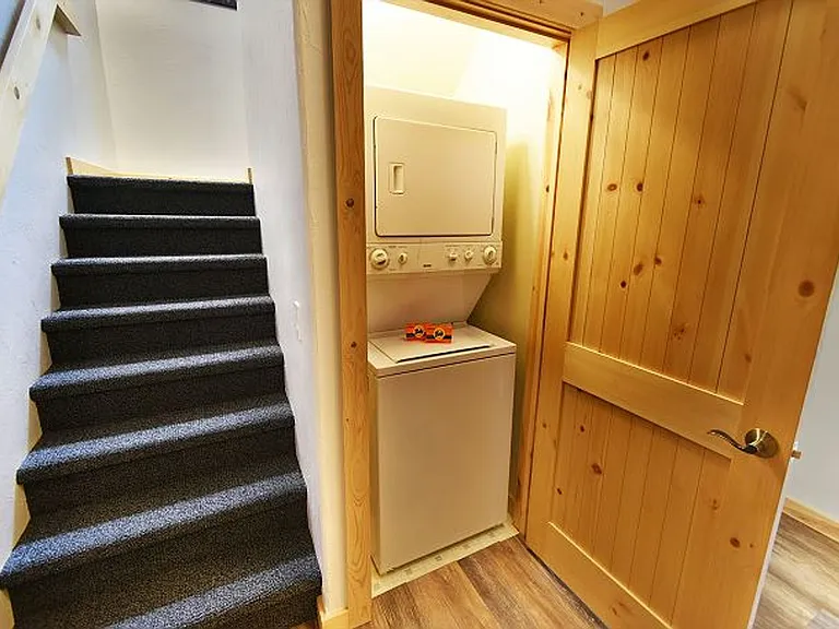 734 E Anemone Trl — Photo 32