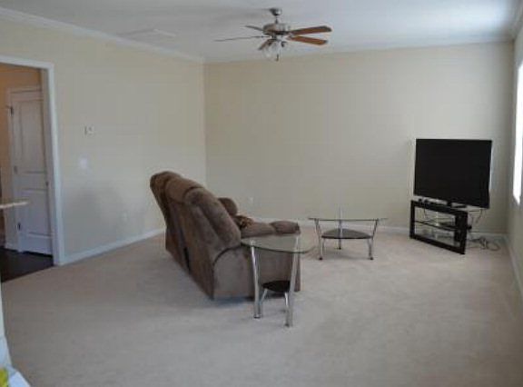 5th image of 675 Brutsch Ave