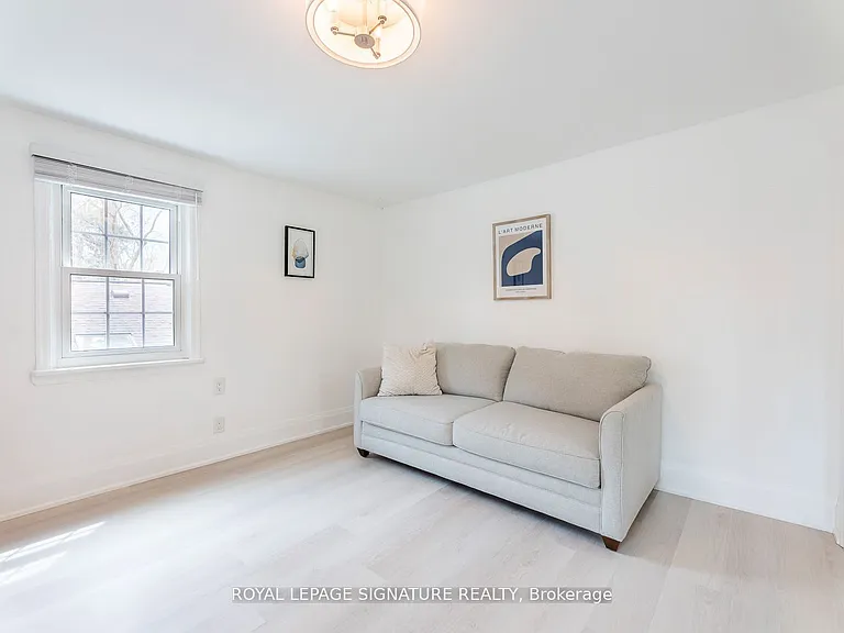 437 Watson Ave — Photo 23