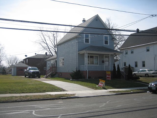 1st image of 205 Kirby Ave