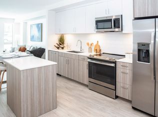 Cirrus, Denver, CO 80204
