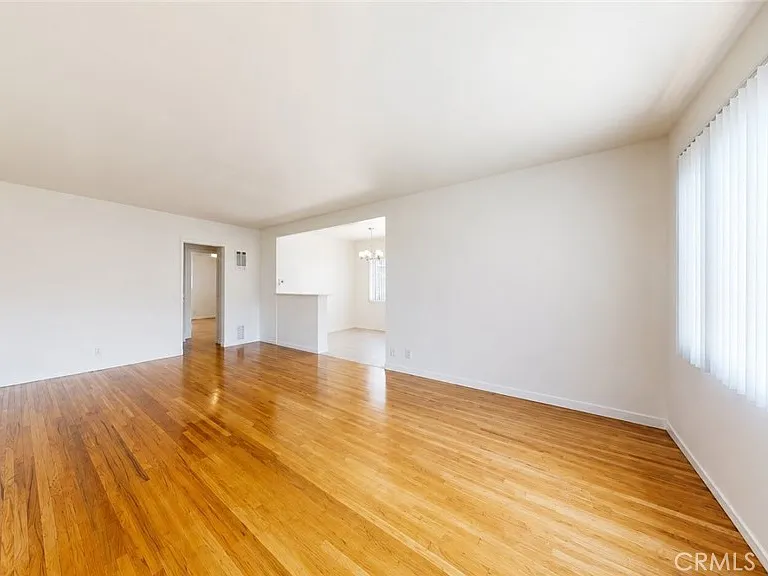 1132 S Holt Ave #7 — Photo 3