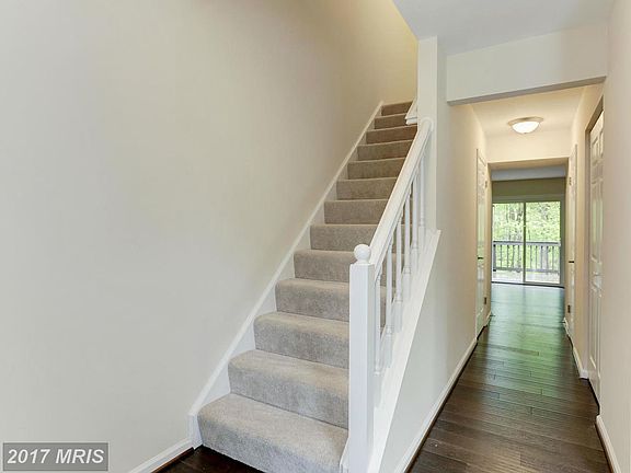 3rd image of 3021 Dunleigh Ct
