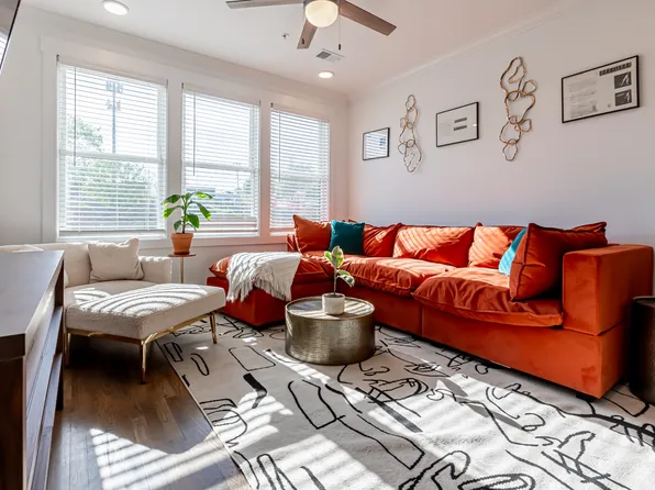 953 44th Ave N APT 203, Nashville, TN 37209