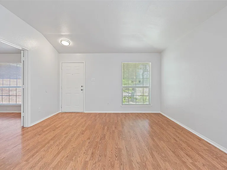 3307 Blue Ridge Dr — Photo 6