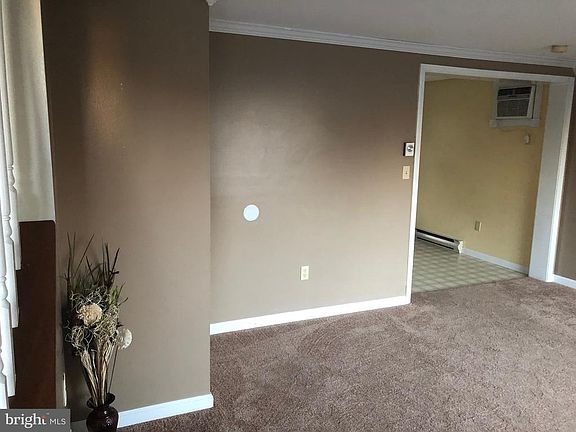 5th image of 14684 Sherwood Dr