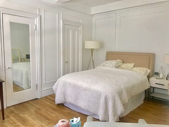 3rd image of 287 Amsterdam Ave #209
