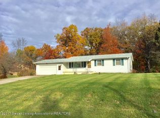 1190 Winding Brook Rd, Dewitt, MI 48820