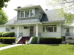 936 S Cora St, Des Plaines, IL 60016