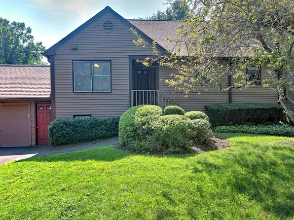 44 Overlook Drive, Monroe, CT 06468