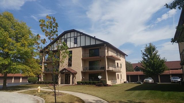1st image of 17951 Royal Oak Ct APT 3S