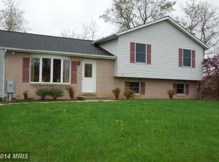 1261 Emerald Ridge Dr, Westminster, MD 21158