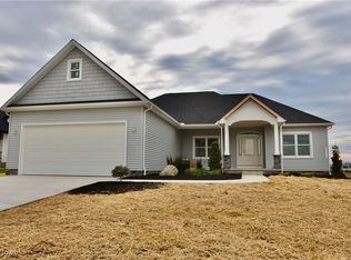 610 Berklee Dr, Youngstown, OH 44514