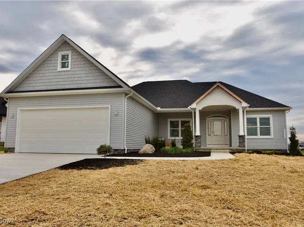 610 Berklee Dr, Youngstown, OH 44514