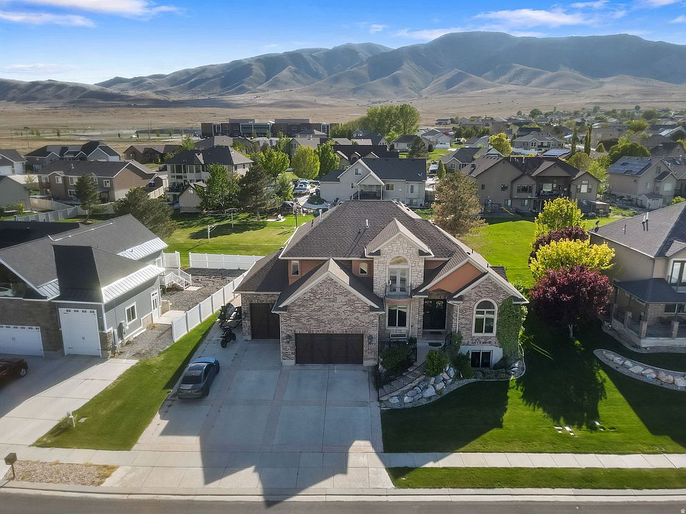 1st image of 4077 S Pelican Ln