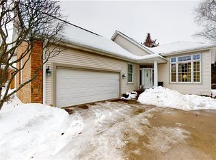 1925 Campden Way, Fairview, PA 16415