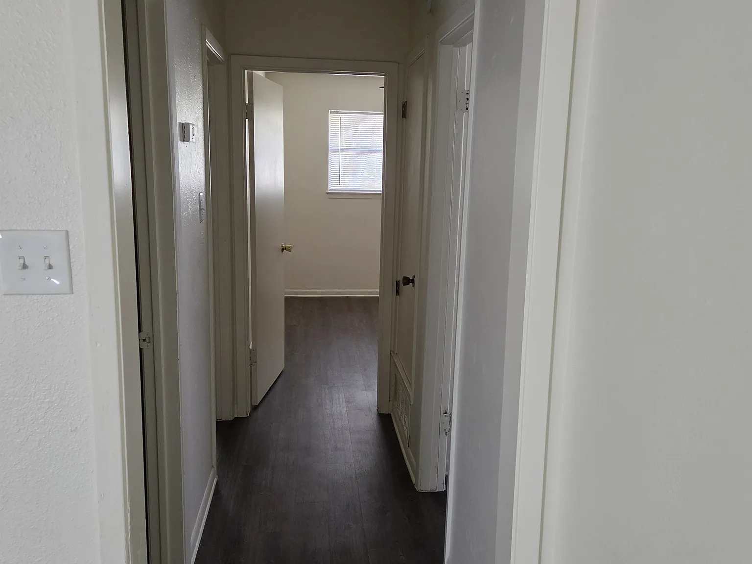 2 bed, 975 sqft, $1,050 — Photo 2