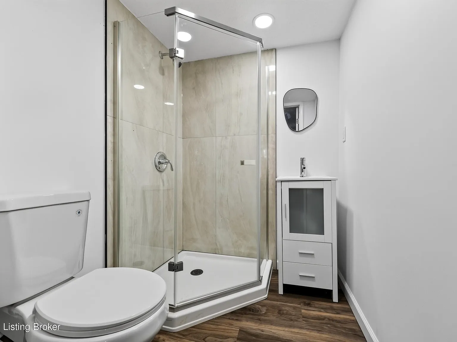3 bed, 1961 sqft, $2,100 — Photo 4