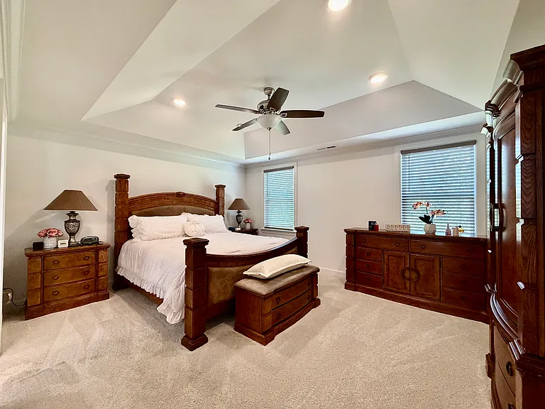 911 Cypress Point Ln — Photo 25