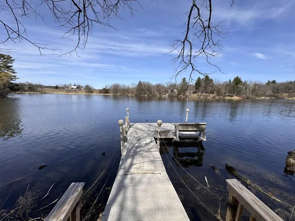 W8398 West Neenah Drive, Oxford, WI 53952