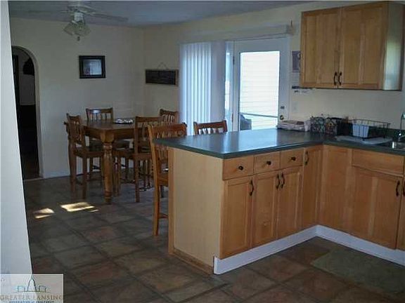 3rd image of 3827 E Vermontville Hwy