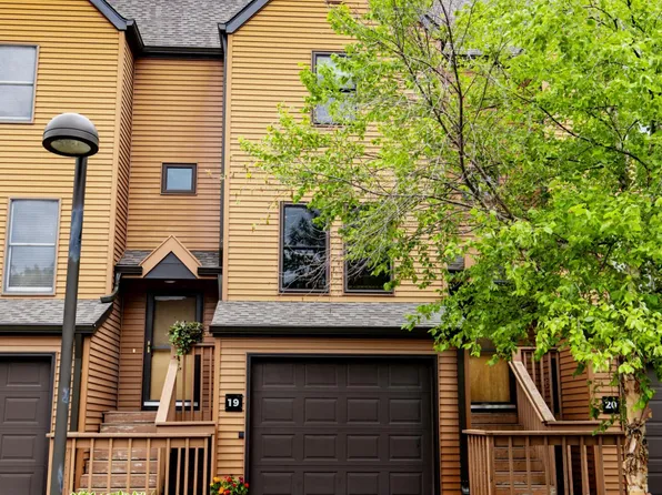 1415 W Gateway Cir S Unit 19, Fargo, ND 58103