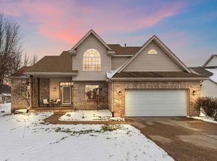 3204 Clairborne Xing, Valparaiso, IN 46385