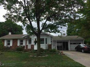 2436 19th Ave, Port Huron, MI