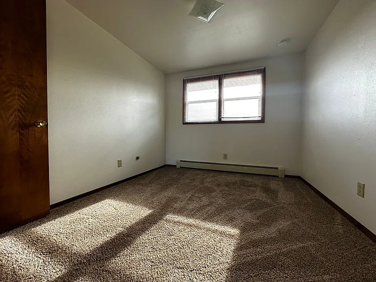 1241 Apache Ave — Photo 14