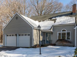 74 Woodbury Hl #74, Woodbury, CT 06798