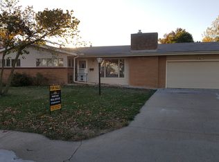 317 S 1st St, Sabetha, KS 66534