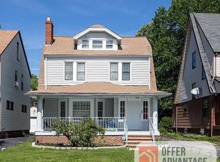 3777 Montevista Rd, Cleveland Heights, OH 44121