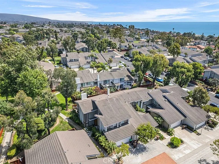 3386 Calle La Veta — Photo 45