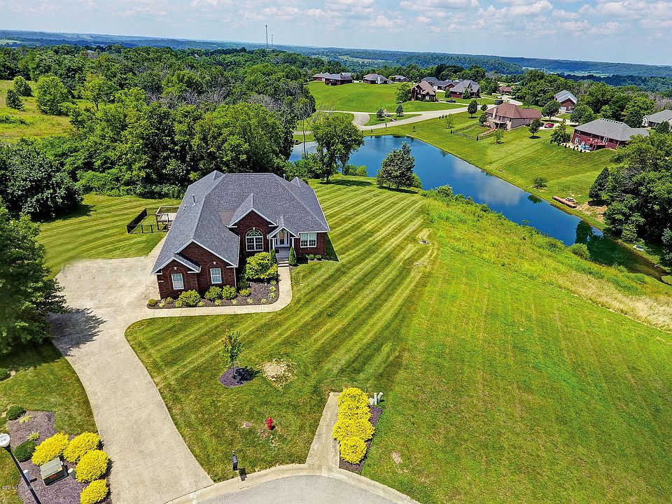 1st image of 285 Inglenook Dr