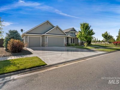 5668 N Eynsford Ave, Meridian, ID, 83646