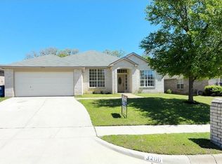 3206 Blue Jay Dr, Corinth, TX 76210