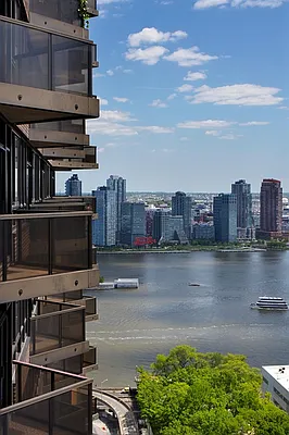 Sold by Corcoran | media 19