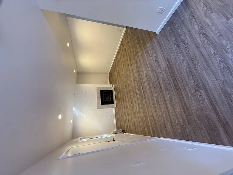 Grande Vista Apartments — Photo 37