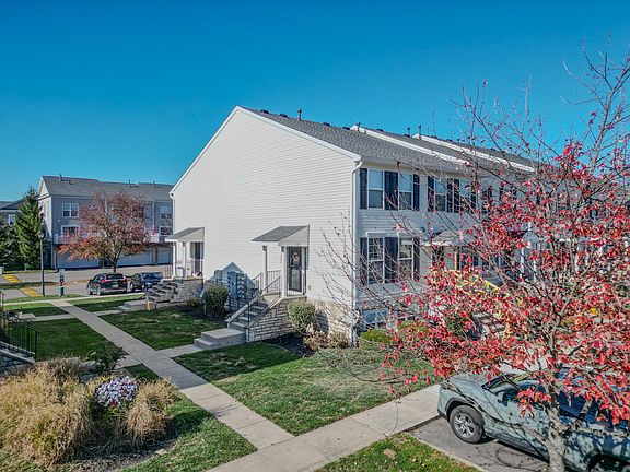 2nd image of 321 Slippery Elm Dr