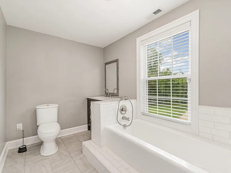 1164 Bradford Mountain Rd — Photo 17