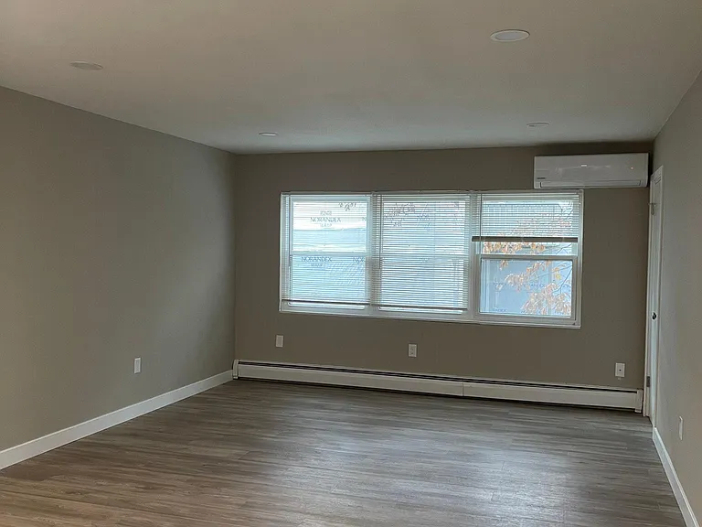 1 Leverette Ln #14 — Photo 2