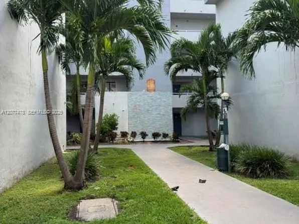 8215 SW 152nd Ave #G-414, Miami, FL 33193