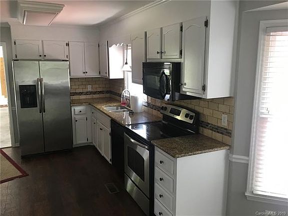 4th image of 4805 Copperfield Dr