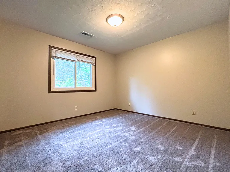 601 Oak Glen Dr #6 — Photo 6