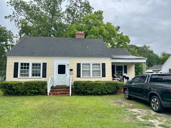 208 Winston Ave, Bennettsville, SC 29512